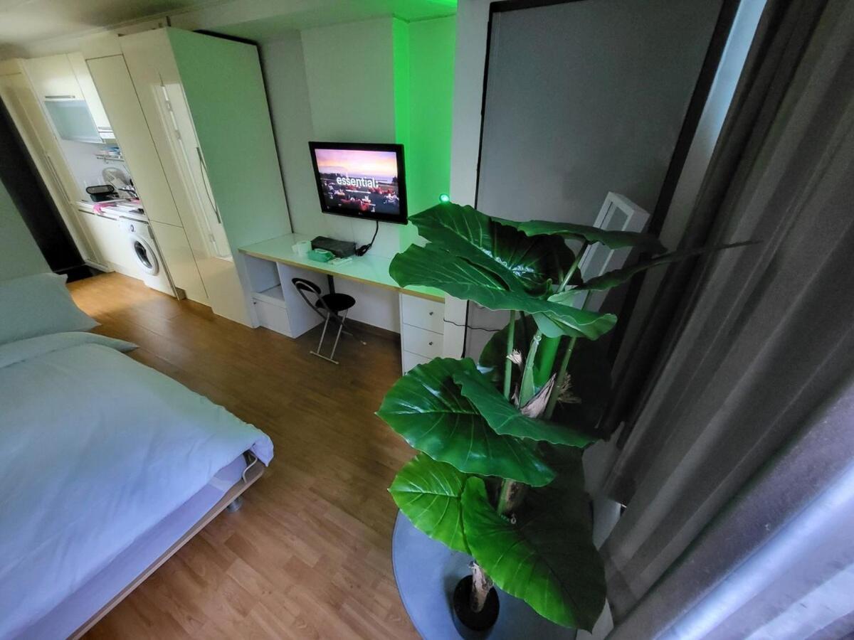 Apartment 2-2710 #gangnam Stn, 5-min #yeoksam Stn, 3-min #ott #concierge Gangnam Managed Seoul