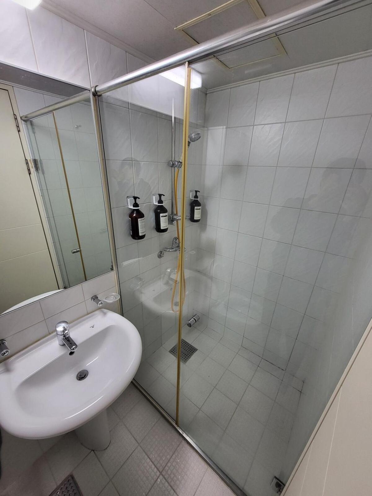 Apartment 2-2710 #gangnam Stn, 5-min #yeoksam Stn, 3-min #ott #concierge Gangnam Managed