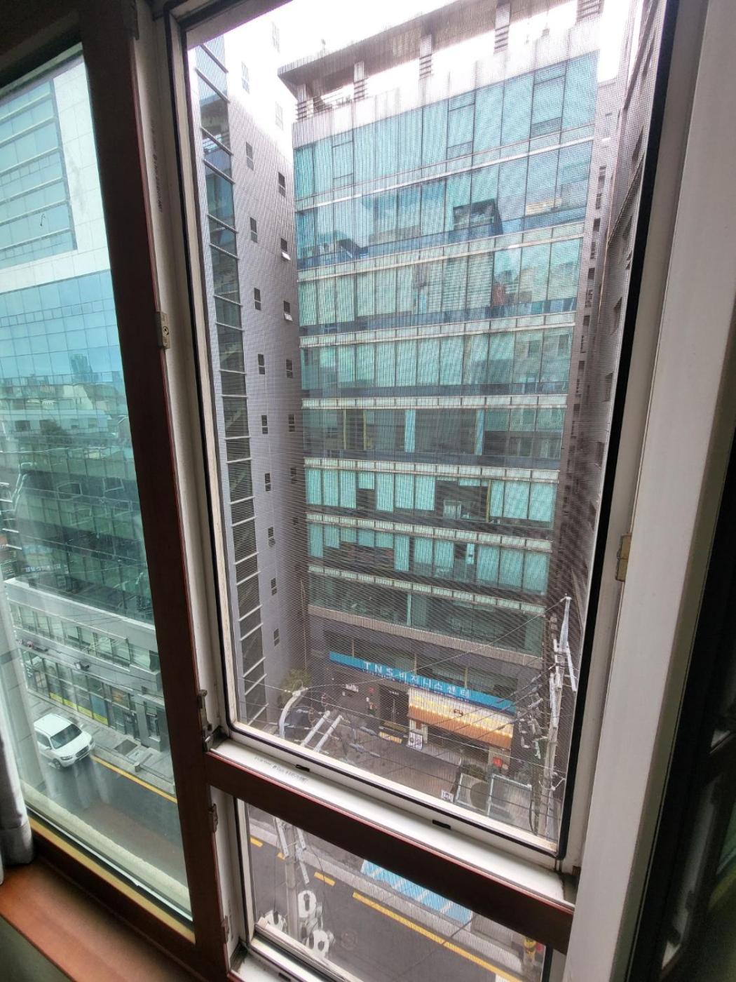 2-2710 #gangnam Stn, 5-min #yeoksam Stn, 3-min #ott #concierge Gangnam Managed *