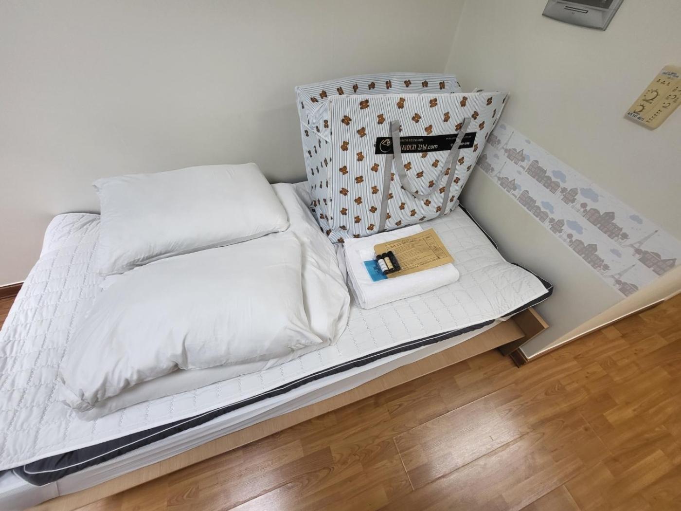 2-2710 #gangnam Stn, 5-min #yeoksam Stn, 3-min #ott #concierge Gangnam Managed